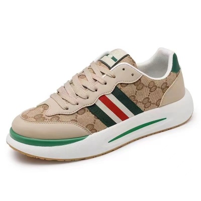 春季新款男士休闲鞋韩版百搭运动鞋户外轻便耐磨学生鞋透气男鞋子