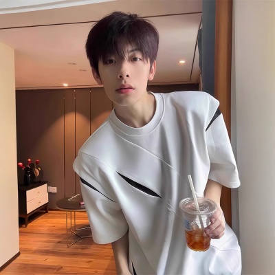 美式解构拼接正肩t恤小众设计感刀割垫肩短袖男高级感穿搭半截袖