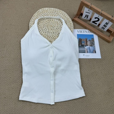 8120#开春新款V领挂脖带胸垫背心纽扣设计百搭性感内搭外穿上衣女