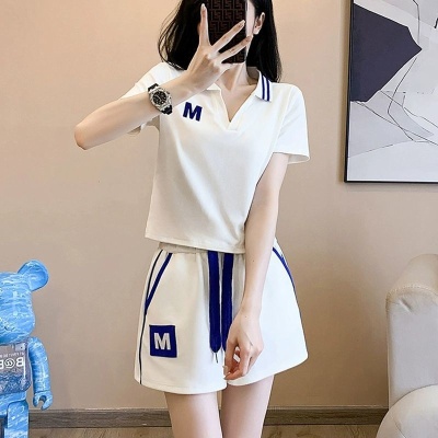 2024网红时尚跑步运动套装女夏季2024新款洋气显瘦短袖短裤两件套