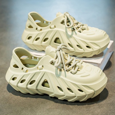 洞洞鞋男士夏季外穿潮流沙滩鞋运动休闲凉鞋情侣涉水跨境包头潮拖