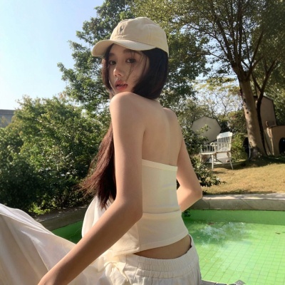 8120#开春新款V领挂脖带胸垫背心纽扣设计百搭性感内搭外穿上衣女