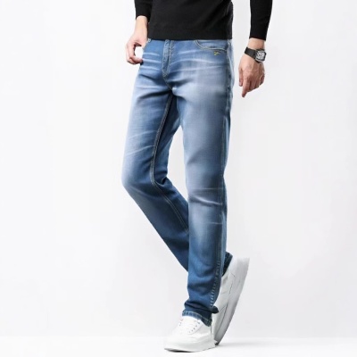 2025年新款跨境外贸男装弹力直筒牛仔裤支持来图打样小批定制