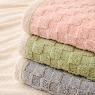 新款水立方绒毛毯羊羔绒高克重多功能毯子牛奶绒贝贝绒沙发盖毯