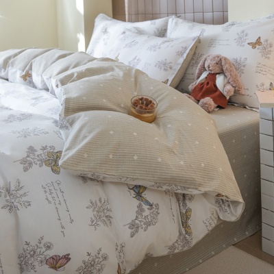 2025新款四件套水洗棉小碎花床单被罩单人学生宿舍2.0m三件套床品