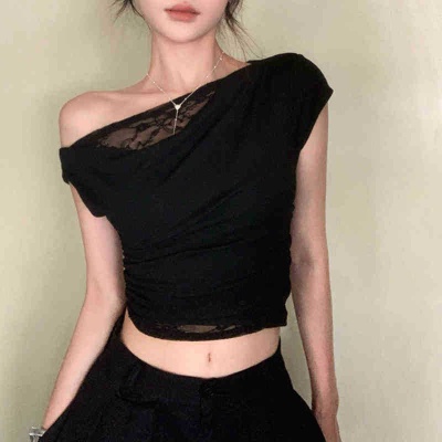 时尚性感辣妹露肩无袖背心T恤女春季新款显瘦内搭白色紧身上衣服